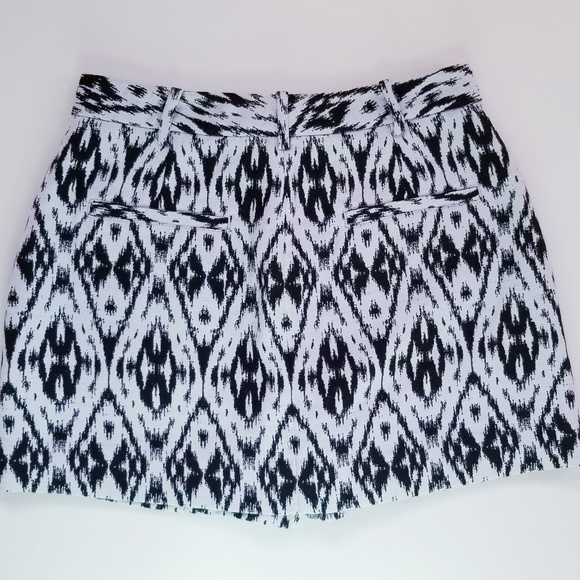 THEORY CASLYN JACQUARD LAYERED SHORTS - Picture 3 of 8